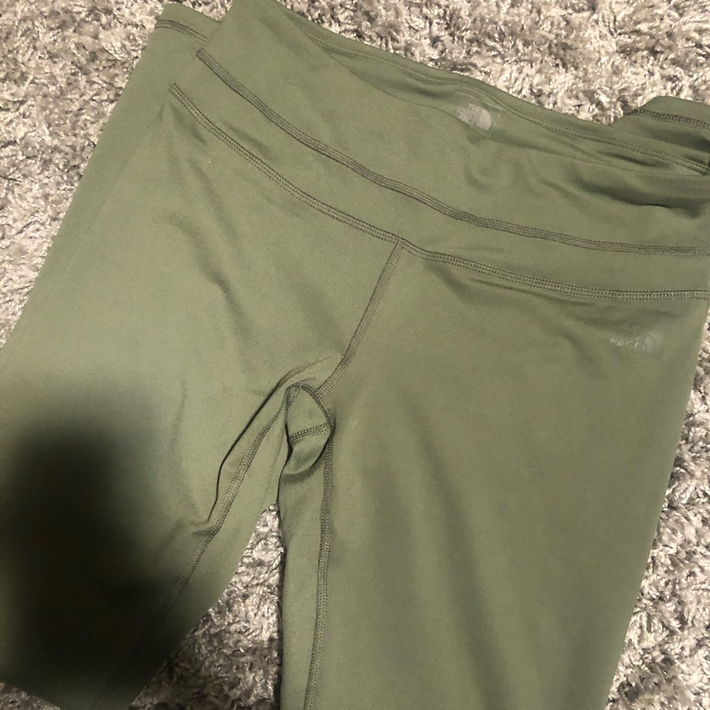 **SOLD North face leggings